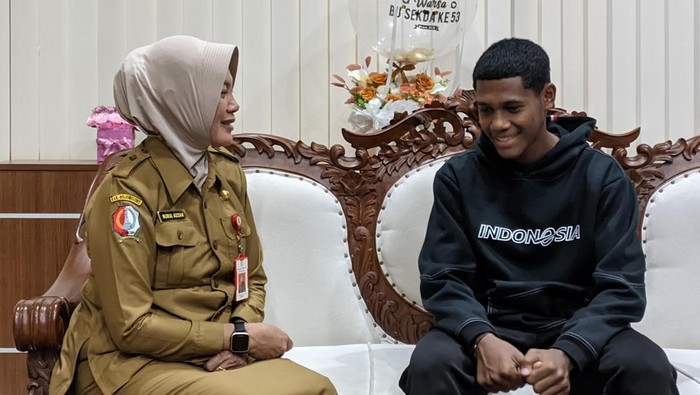 Fadly Alberto Hengga ditemui sejumlah pejabat di Bojonegoro