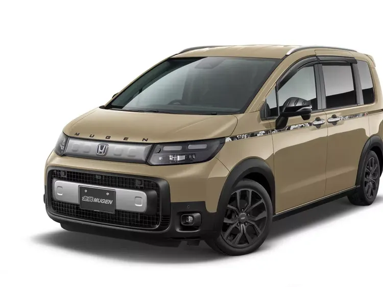 Auto Ganteng Diajak Nongkrong, Ini Wujud Honda Freed Mugen