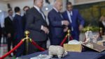 Irak Perlihatkan Artefak Mesopotamia Kuno yang Dikembalikan AS