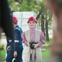 Diketahui saat ini Irish Bella juga sudah kembali aktif bermain sinetron. Penampilan terbarunya itu yang kemudian bikin banyak netizen salfok. Foto: Instagram/@_irishbella_