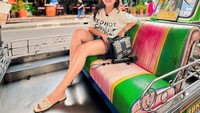 Baru-baru ini Kiky Saputri disebut-sebut menyindir mantan kekasih Ayu TingTing yang batal menikah. Ia mengklarifikasi bahwa ucapannya sedang berbincang tentang shooting Lapor Pak. Foto: Instagram/kikysaputrii