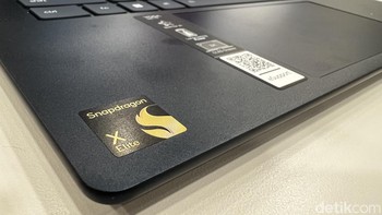 Laptop ini menggunakan system on a chip (SoC) dari Qualcomm, yaitu Snapdragon X Elite. Foto: detikINET/Anggoro Suryo Jati