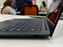 Penampakan Lenovo Yoga Slim 7x, Laptop Copilot+ PC Rp 25 Juta