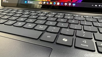 Ciri khas Copilot PC yaitu tombol shortcut Copilot yang menggantikan shortcut tombol Windows di bagian kanan keyboard. Foto: detikINET/Anggoro Suryo Jati