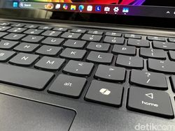 Penampakan Lenovo Yoga Slim 7x, Laptop Copilot+ PC Rp 25 Juta