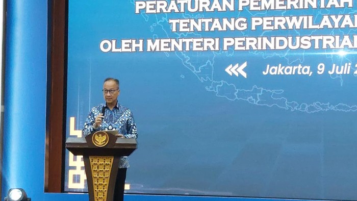 Menperin Agus Gumiwang di acara Sosialisasi Peraturan Pemerintah No. 20 Tahun 2024 tentang Perwilayahan Industri di Kantor Kemenperin, Jakarta Selatan, Selasa (9/7/2024).