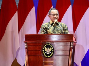 Kelakar Tito ke Para Bupati: Populasi Jepang Turun, Jangan Kunker ke Sana Ya