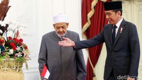 Kunjungan ini merupakan yang ketiga kalinya bagi Ahmed Al Tayeb ke Indonesia. 