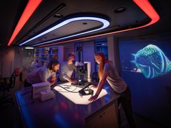 Intip Isi Kapal Canggih OceanX di Tanjung Priok