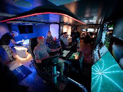 Intip Isi Kapal Canggih OceanX di Tanjung Priok