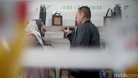 Pegadaian Kanwil VIII Jakarta I ini berbisnis tidak hanya untuk kepentingan meraup laba atau deliveri pembiayaan atau loan saja. Tapi juga menaruh perhatian dengan membangun The Gade Preneur Space, sebuah bangunan khusus untuk membina Usaha Kecil dan Menengah (UMKM) baik yang sudah menjadi nasabah maupun yang belum menjadi nasabah.
