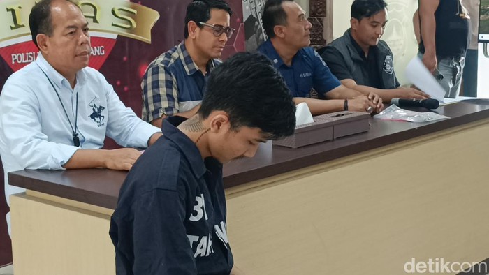 Pelaku penipuan modus kerja sampingan, MRA menceritakan aksinya saat menipu korban, Selasa (9/7/2024).