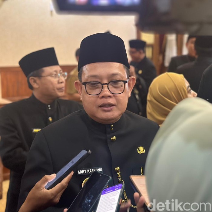 Penjabat (Pj) Gubernur Jawa Timur Adhy Karyono
