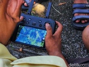 Cari ODGJ Pembacok Warga, Petugas Sisir Gunung Jayanti Pakai Drone