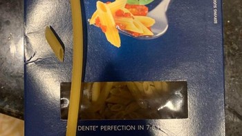 Ukuran pasta paling panjang di antara lainnya. Foto: Reddit