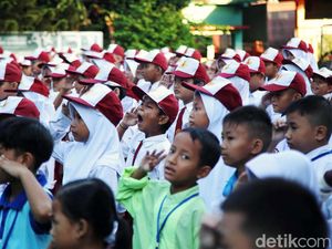 24 Contoh Kata-kata Perkenalan Diri MPLS yang Menarik hingga Lucu
