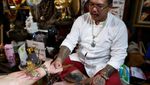 Potret Unik Tato Keberuntungan dari Mainan Seni Labubu