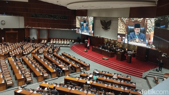 Susunan Tim Investigasi Khusus DPR untuk Kasus Haji: Dari Arteria Dahlan hingga Nusron Wahid