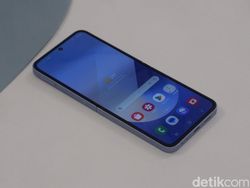 Menggenggam Samsung Galaxy Z Flip 6, Makin Keren dan Banyak Peningkatan