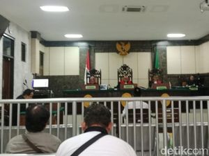 Sopir PO Haryanto Tabrak Pajero di Tol Batang Divonis 1 Tahun 7 Bulan