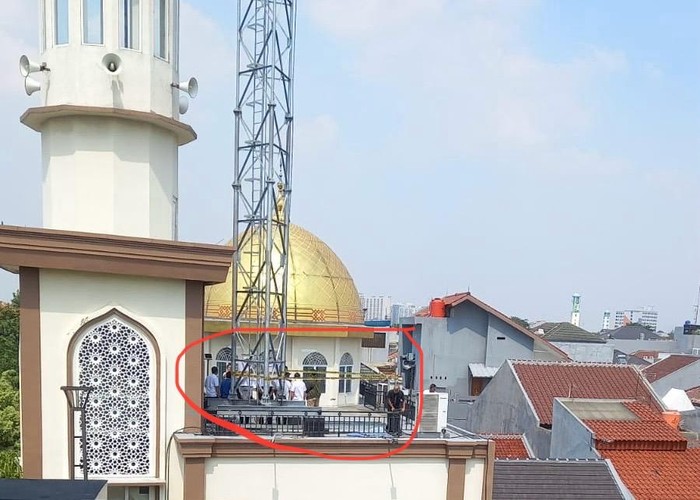 Keprihatinan Warga Jakut Terhadap Tower Rawan Roboh di Atas Masjid