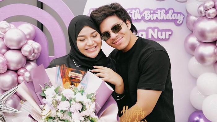 Ulang Tahun Aurel Hermansyah