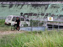 Velodrome Malang Tak Terawat hingga Ditumbuhi Rumput Liar
