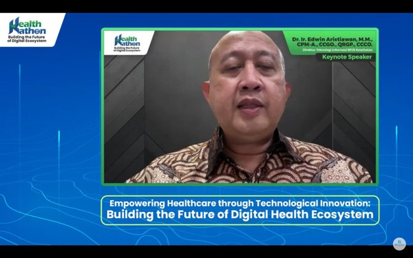 Ogay ota va ogay qizning porno video Transvestitlar uchun kokrakni kattalashtirish