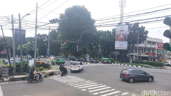 Lokasi Tragis Kecelakaan Maut yang Melibatkan Ayla dan Fortuner di Jalan Pajajaran Bogor