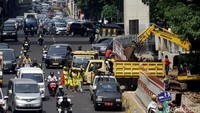 Hingga pukul 11.00 WIB, arus kemacetan masih terlihat.  