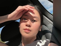 Gaya Mewah Laura Basuki di Film Heartbreak Motel, Pakai Perhiasan Rp 5 M