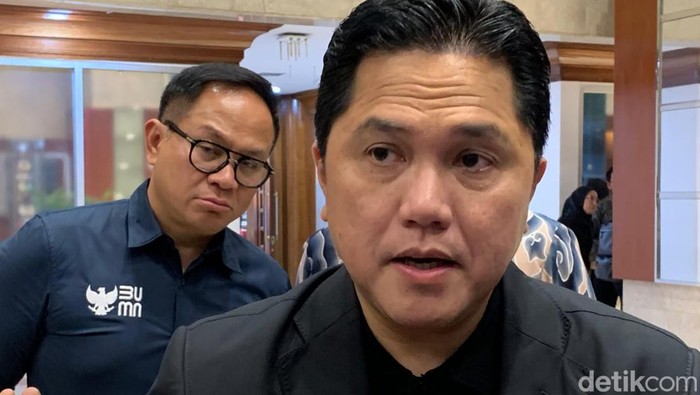 Menteri BUMN Erick Thohir usai rapat dengan Komisi VI DPR