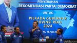 Momen AHY Serahkan Rekomendasi Pilgub untuk Khofifah hingga Adik Nazaruddin