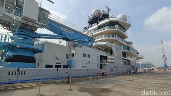 Selama bersandar di Pelabuhan Tanjung Priok, OceanX mengundang sejumlah media untuk berkenalan dan melihat langsung kecanggihan kapal ini. Serta memaparkan beberapa temuan penting dari penjelajahan rute 1 hingga 3. Foto: Rachmatunnisa/detikcom