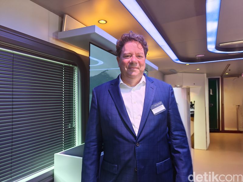 Co-CEO dan Chief Science Officer OceanX Vincent Pieribone