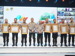 Kapolri Kukuhkan Polres Jombang sebagai Unit Pelayanan Prima