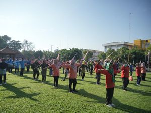 Hari Lanjut Usia Nasional, Ratusan Lansia Klaten Senam Bareng