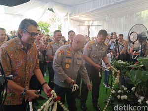 Sespimti Lemdiklat Polri Luncurkan Buku-Gelar Pameran tentang Jenderal Hoegeng