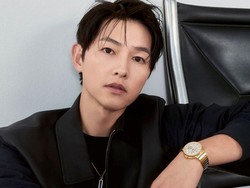 Song Joong Ki Belajar Bahasa Spanyol Demi Istri Bule dan Jadi Ayah 2 Anak