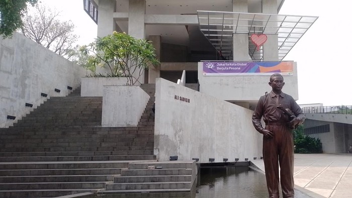 Tempat Nongkrong di Taman Ismail Marzuki