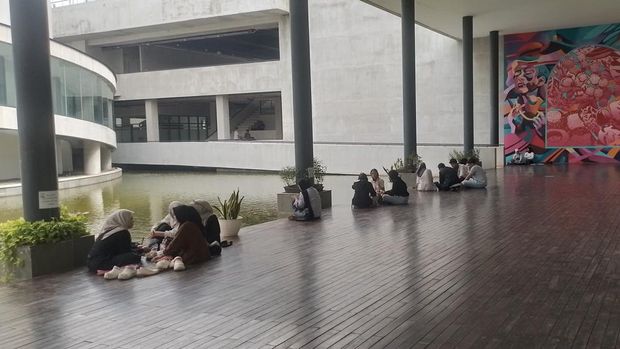 Tempat Nongkrong di Taman Ismail Marzuki