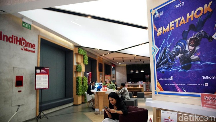 Bagi kalian pecinta game Honor of Kings, ada cara mudah untuk membuka semua karakter permainan Multiplayer Online Battle Arena (MOBA) ini loh.