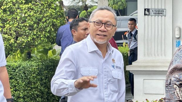 Menteri Perdagangan Zulkifli Hasan (Zulhas) di kompleks Istana Presiden, Jakarta, Rabu (10/7/2024)