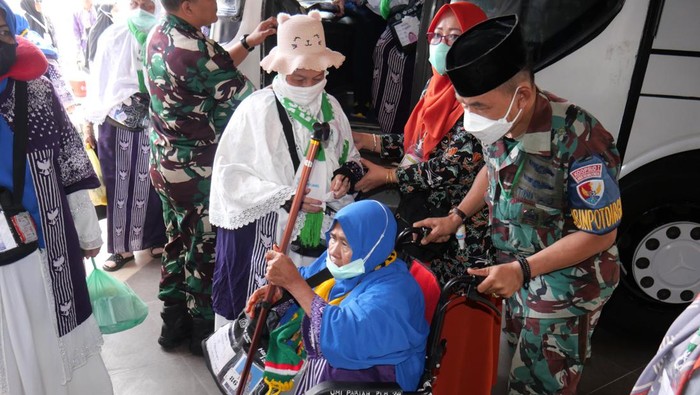 440 Jemaah haji Kloter 15 tiba di Palembang.