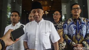 Agus Rahardjo Datangi KPU Terkait Sengketa Pemilihan DPD Agus Rahardjo Datangi KPU Terkait Sengketa Pemilihan DPD