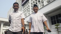 Calon anggota DPD RI dengan perolehan suara terbanyak ke-5 di Jawa Timur, Agus Rahardjo didampingi kuasa hukumnya mendatangi kantor KPU RI, Jl Imam Bonjol, Jakarta, Kamis (11/7/2024).