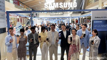 Samsung Electronics Indonesia meresmikan Galaxy Experience Space di Kota Kasablanka, Jakarta, untuk menandakan resmi dibukanya pre-order Galaxy Z Fold6 dan Galaxy Z Flip6 di Indonesia. Foto: detikINET/Anggoro Suryo Jati