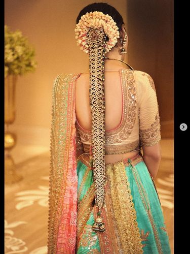 Gaya Mewah Isha Ambani