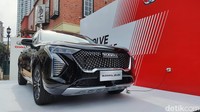 Haval Julion HEV menjadi produk pertama pabrikan yang akan dirakit secara lokal di pabrik Wanaherang, Bogor, Jawa Barat. Perakitan dimulai bulan depan, sementara pengiriman unitnya baru berjalan September mendatang. Foto: Septian Farhan Nurhuda / detikOto