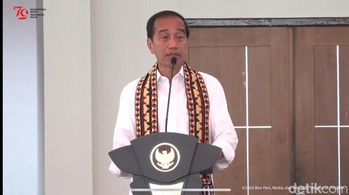 Jokowi meresmikan Jokowi Learning Center SMA Kebangsaan Lampung Selatan (tangkapan layar)